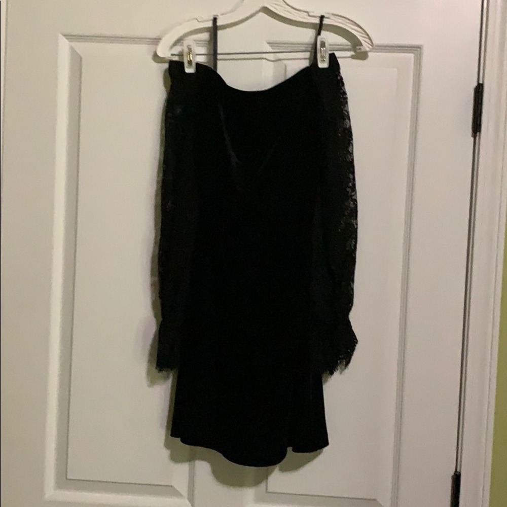 Velvet/lace off-shoulder dress